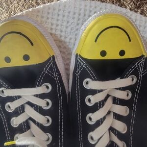Converse "smiley face" sneakers, size 11.
